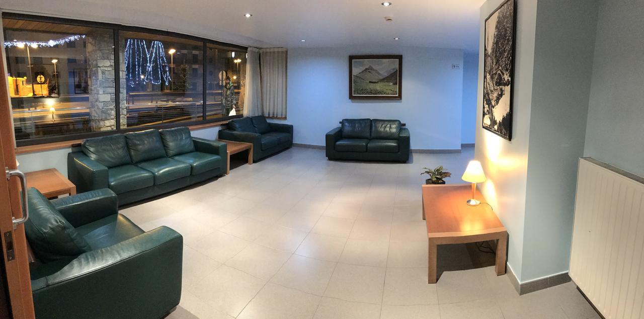Apartamentos Turisticos Roc Del Castell กานีโญ ภายนอก รูปภาพ