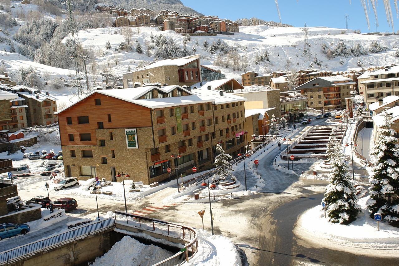 Apartamentos Turisticos Roc Del Castell กานีโญ ภายนอก รูปภาพ