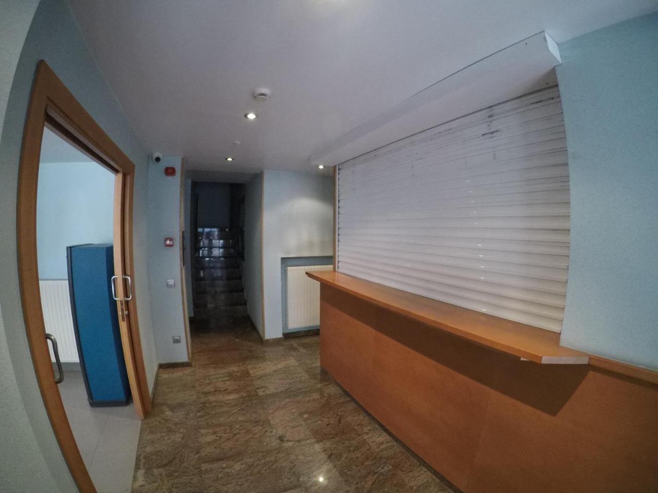 Apartamentos Turisticos Roc Del Castell กานีโญ ภายนอก รูปภาพ